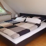 Dachwohnung Mit Wasserblick Und Eigenem Bootssteg *