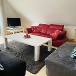 Apartment Dachwohnung Mit Wasserblick Und Eigenem Bootssteg