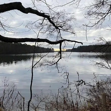 شقة Dachwohnung Mit Wasserblick Und Eigenem Bootssteg