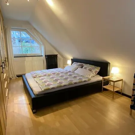 Apartment Dachwohnung Mit Wasserblick Und Eigenem Bootssteg *