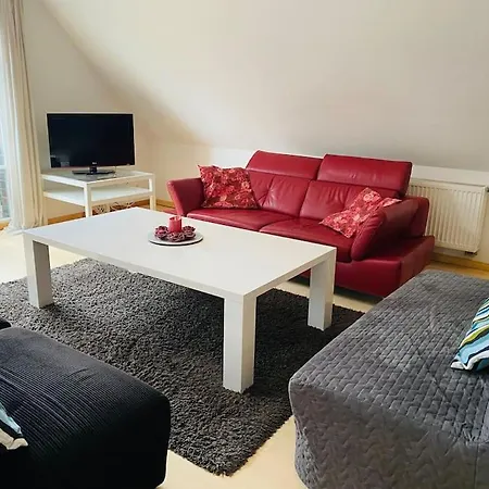 Апартаменты Dachwohnung Mit Wasserblick Und Eigenem Bootssteg