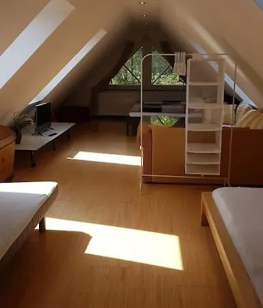 شقة Dachwohnung Mit Wasserblick Und Eigenem Bootssteg برلين