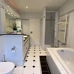 Dachwohnung Mit Wasserblick Und Eigenem Bootssteg Διαμέρισμα *