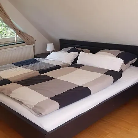 Lägenhet Dachwohnung Mit Wasserblick Und Eigenem Bootssteg